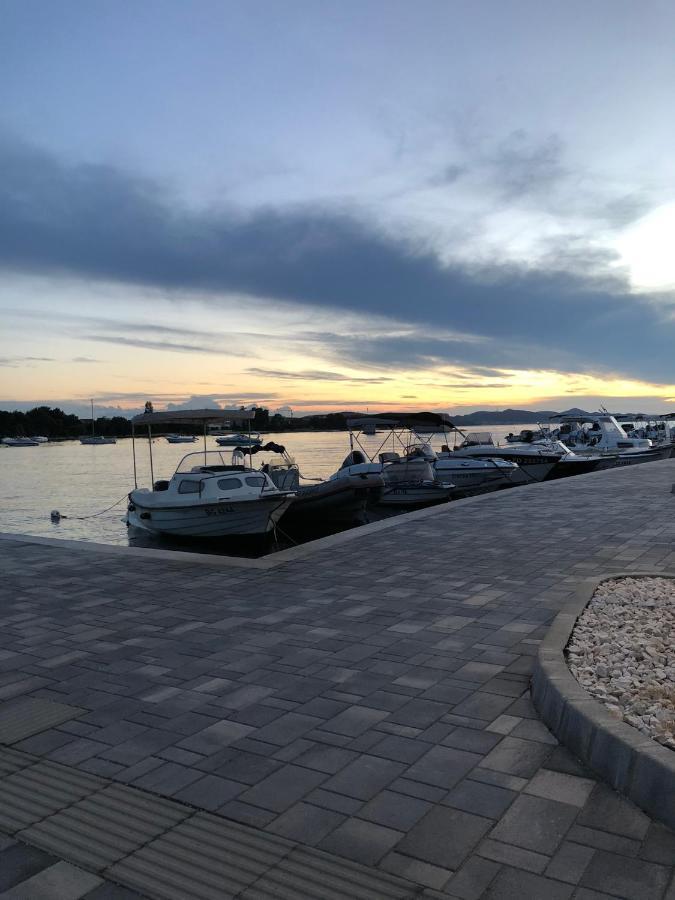 Appartement Vila Fajen Sukošan Екстериор снимка