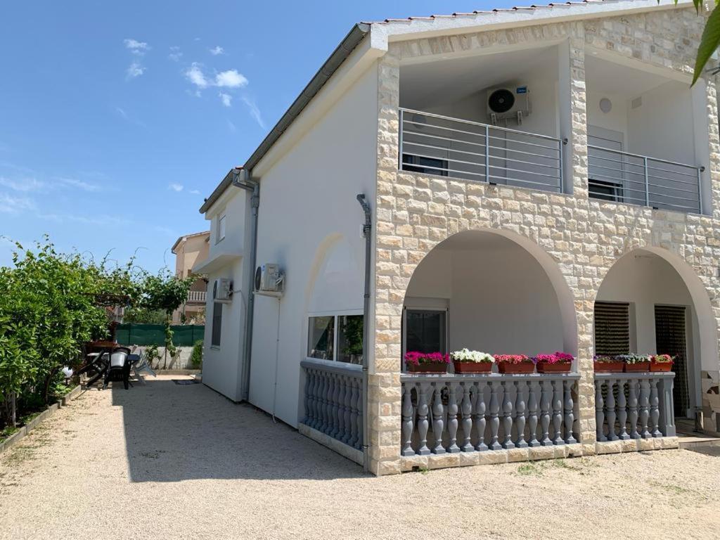 Appartement Vila Fajen Sukošan Екстериор снимка